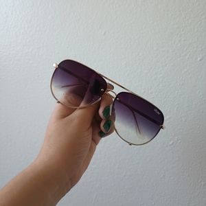 QUAY x DEZI SUNGLASSES